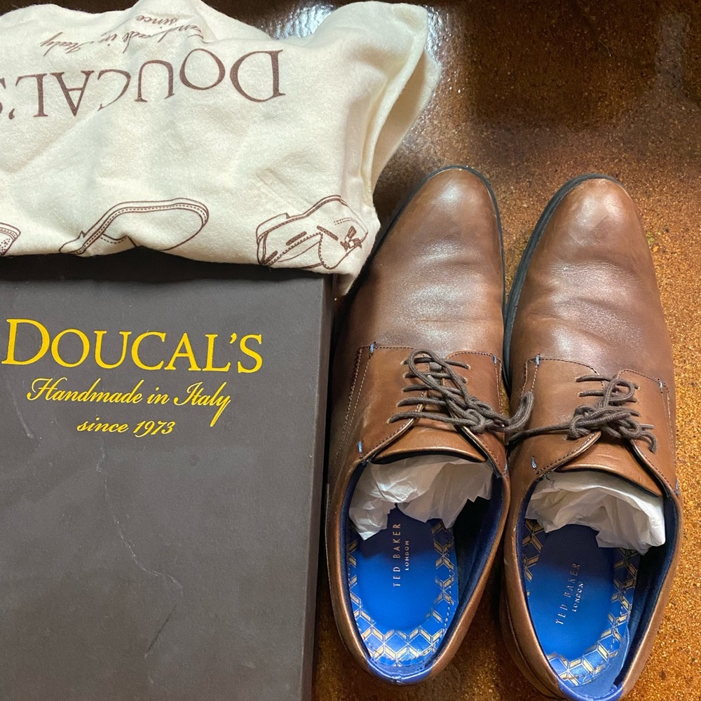 Doucal’s Mens Sebastiano Cap toe Derby shoes size 11